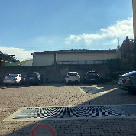 Bergamo Easy Airport Private Parking Leilighet Eksteriør bilde