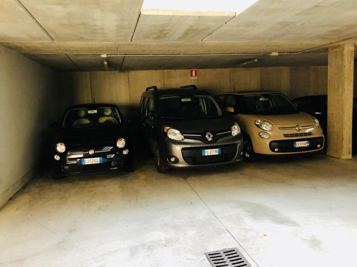 Bergamo Easy Airport Private Parking Leilighet Eksteriør bilde